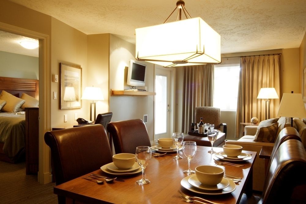 Old House Hotel كورتيناي المظهر الخارجي الصورة